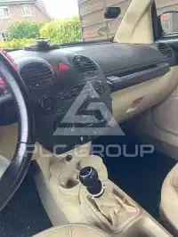 2004 Volkswagen BEETLE