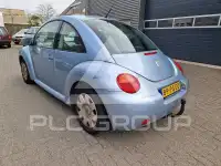 2004 Volkswagen BEETLE