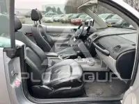 2004 Volkswagen BEETLE