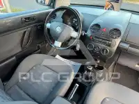 2004 Volkswagen BEETLE