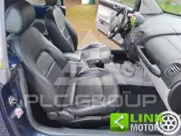 2004 Volkswagen BEETLE