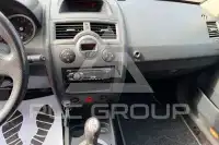 2004 Renault Megane