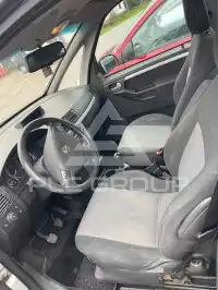 2004 Opel MERIVA