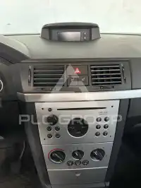 2004 Opel MERIVA