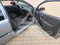 2004 Opel Corsa