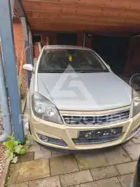2004 Opel Astra