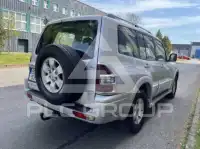 2005 Mitsubishi PAJARO
