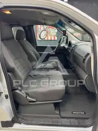 2005 Nissan Navara