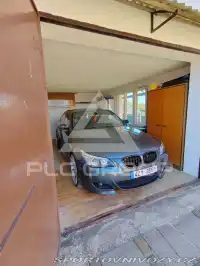 2005 BMW 523