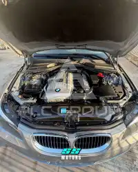 2005 BMW 523