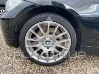 2005 BMW 330