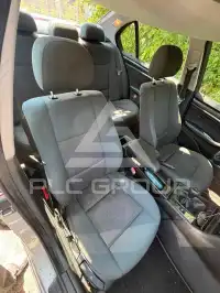 2005 BMW 330