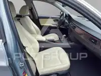2005 BMW 330