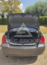 2005 BMW 330