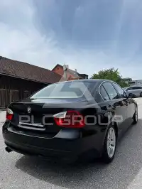 2005 BMW 330