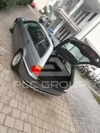 2005 BMW 330