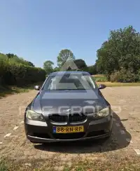 2005 BMW 330