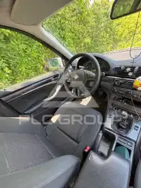 2005 BMW 330