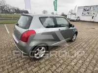 2005 Suzuki SWIFT
