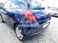2005 Suzuki SWIFT
