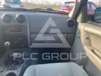2005 Jeep CHEROKEE