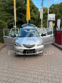2005 Mazda 2