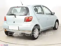 2005 Toyota YARIS