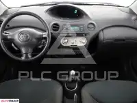 2005 Toyota YARIS