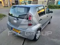 2005 Daihatsu Sirion