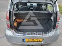 2005 Daihatsu Sirion