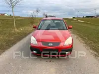 2005 KIA Rio