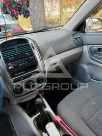 2005 KIA Cerato