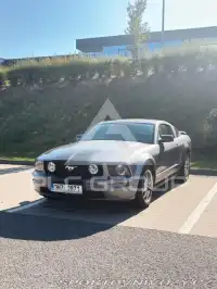 2005 Ford MUSTANG