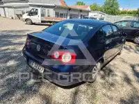 2005 Volkswagen Passat