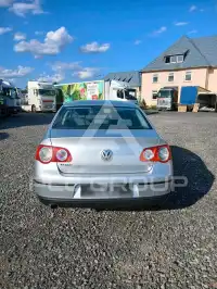 2005 Volkswagen Passat
