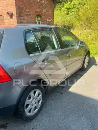 2005 Volkswagen GOLF