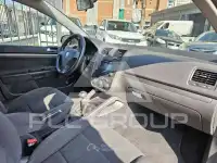 2005 Volkswagen GOLF