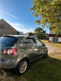 2005 Volkswagen GOLF