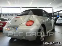 2005 Volkswagen BEETLE