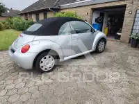 2005 Volkswagen BEETLE
