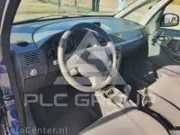 2005 Opel MERIVA