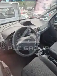2005 Opel MERIVA