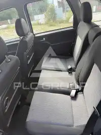 2005 Opel MERIVA