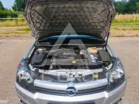 2005 Opel Astra