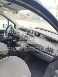 2006 Peugeot 807