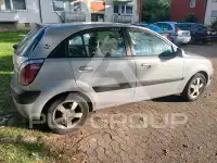 2006 KIA Rio