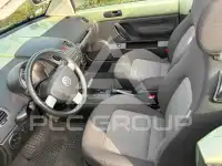 2006 Volkswagen BEETLE