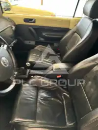 2006 Volkswagen BEETLE