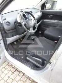 2007 Daihatsu Sirion