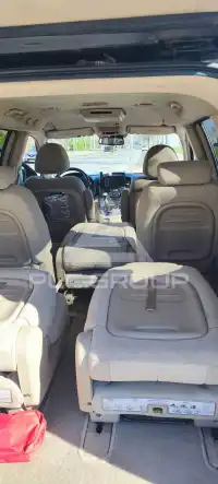2008 KIA Carnival